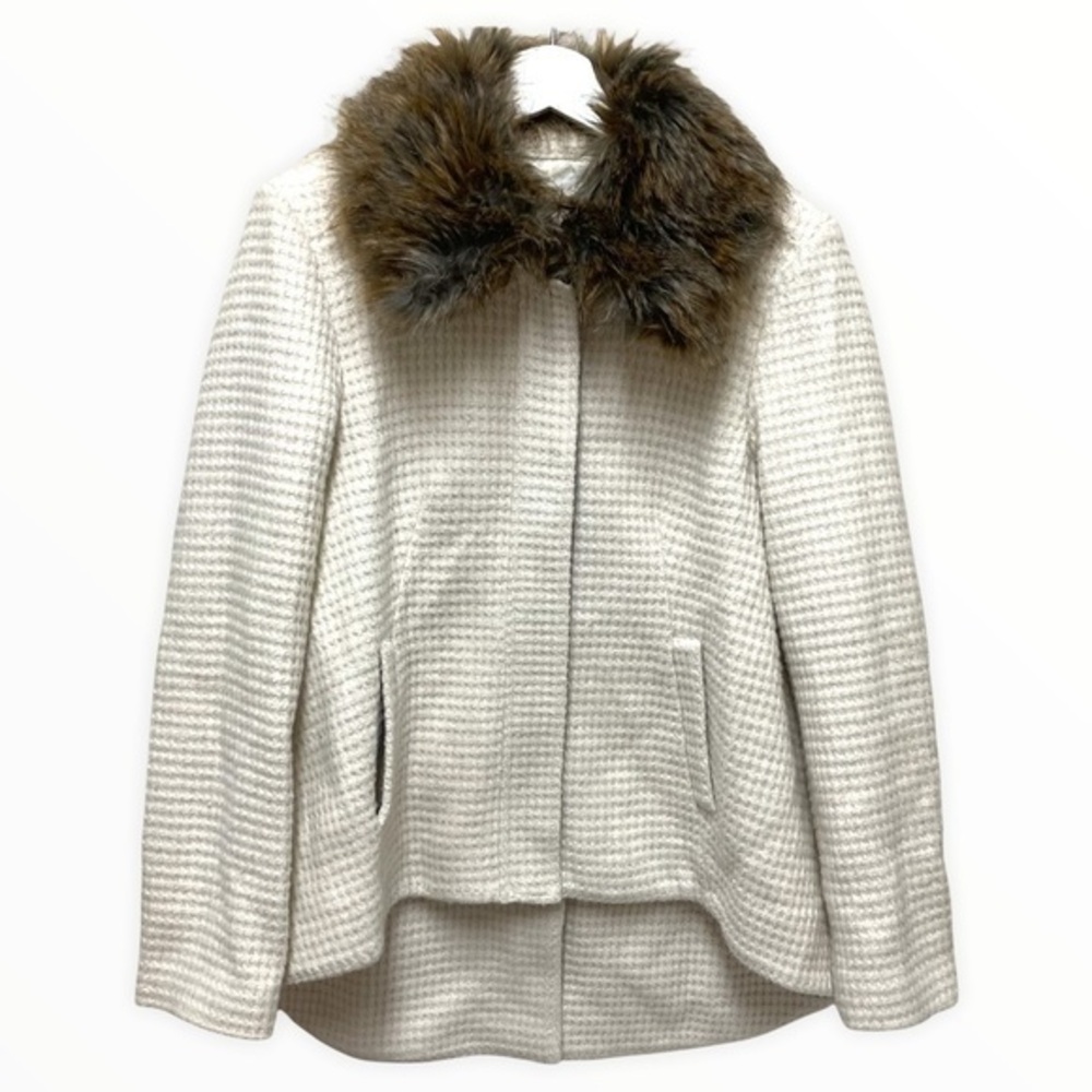 Rachel Rachel Roy white waffle knit winter jacket faux fur trim M high low hem